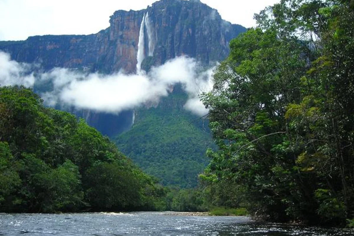 Salto Ángel para primeira venda do destino