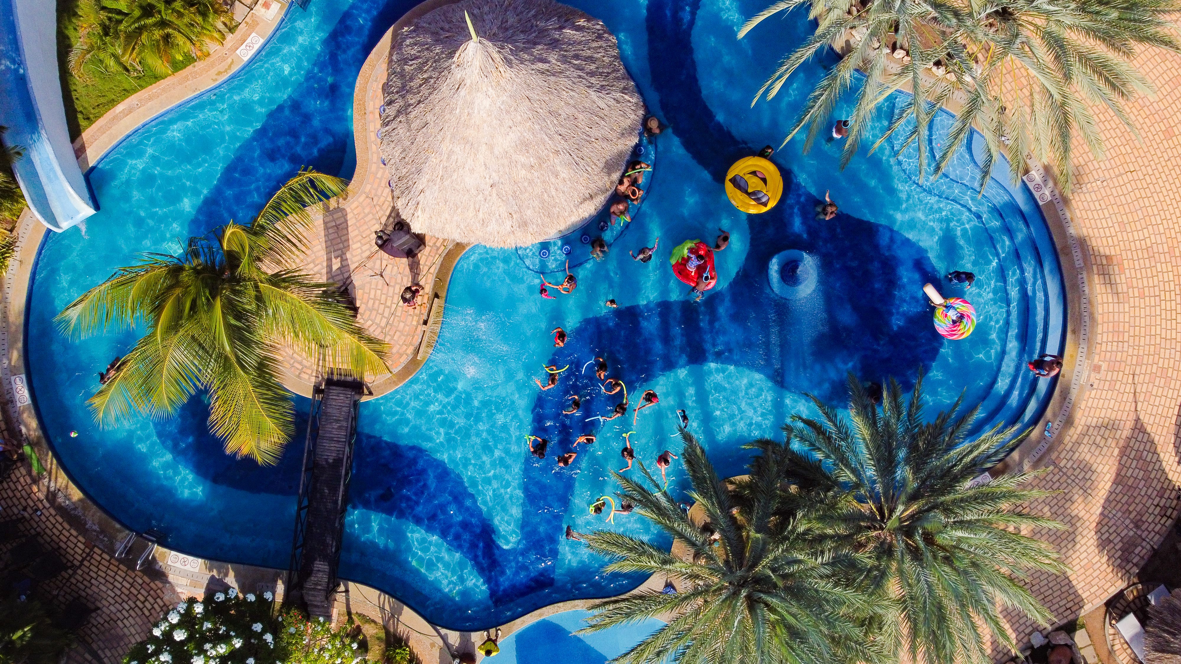 Área de Piscinas