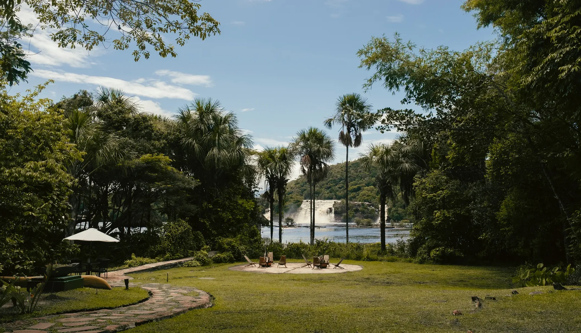 Wakü Lodge — Refugio en Canaima