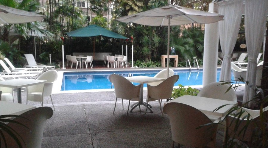 Terraza de Piscina