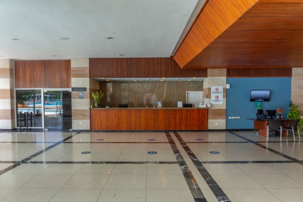 Recepción y Front Desk