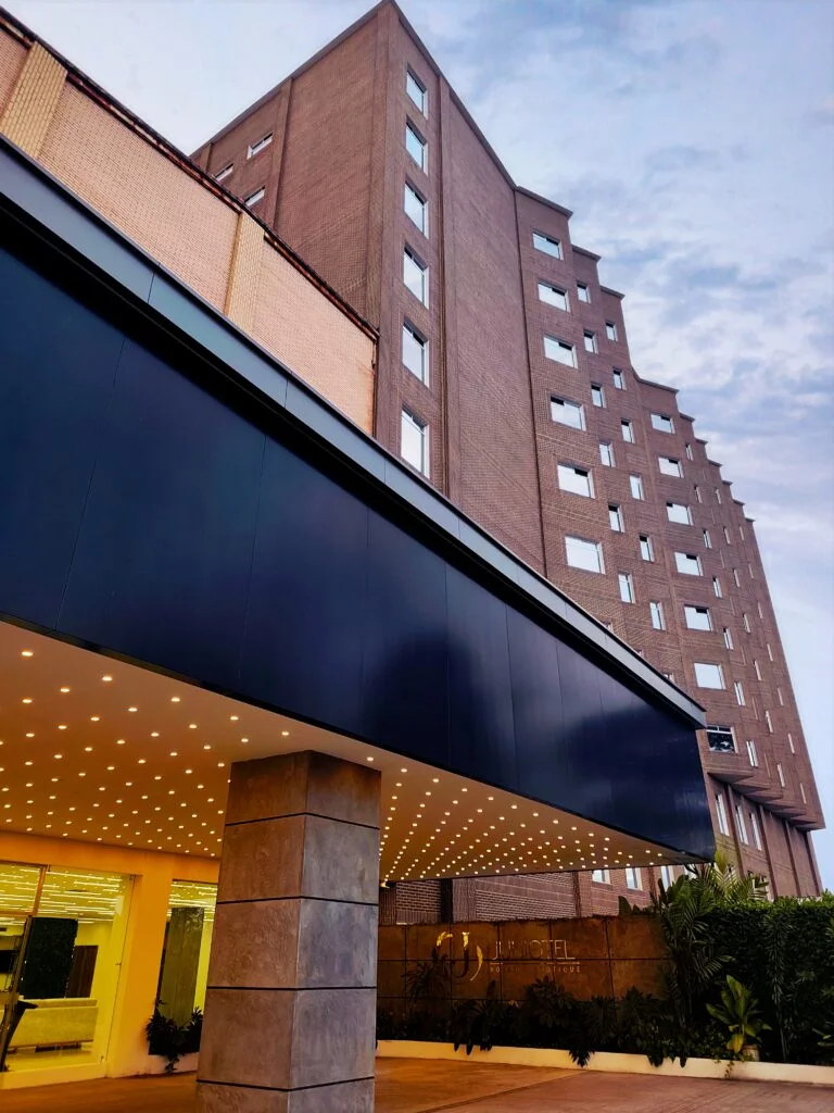 JUNIO HOTEL BOUTIQUE
